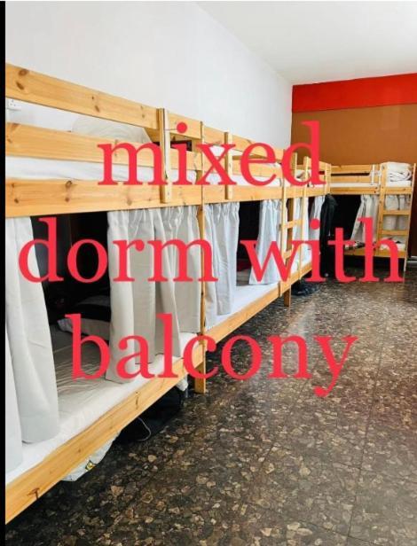 Noer Hostel Ларнака Екстериор снимка